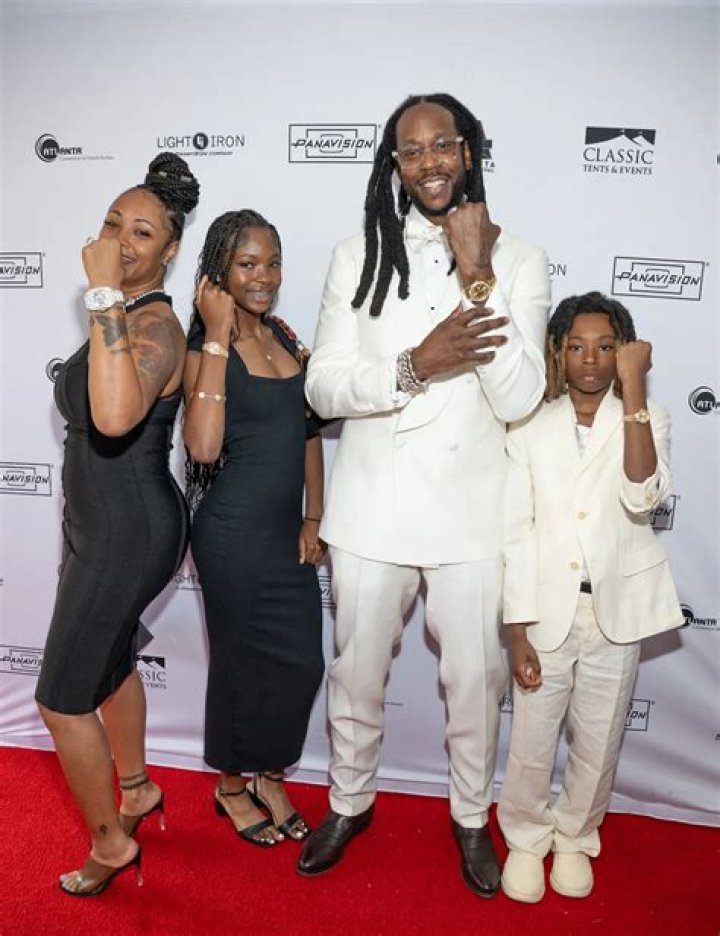 2 Chainz – Bio, Wife, Age, Height, Net Worth, Kids, Girlfriend, Real Name