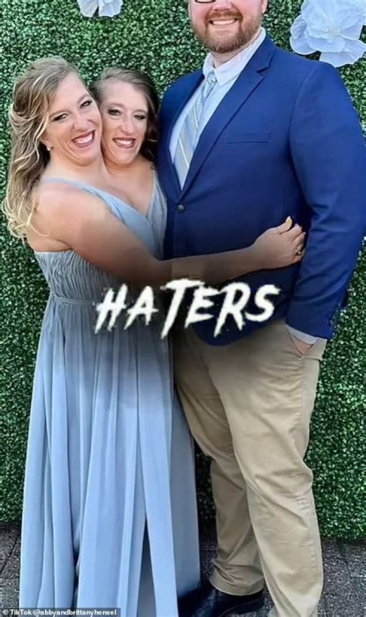 Abby Eden Husband, Married, Net Worth, Age, Height, Kids, Bio