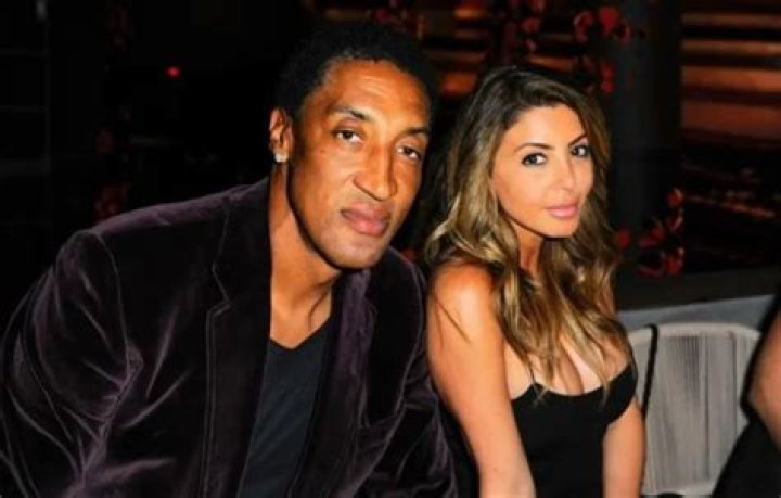 All We Know About Christian Laettner’s Wife, Lisa Thibault