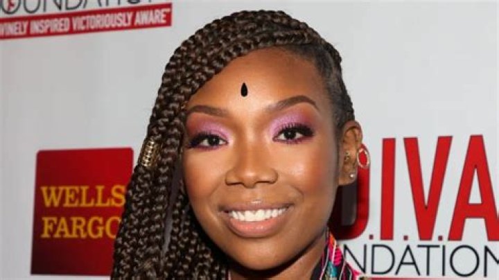Alli Chung Wikipedia, Biography, Age, Height, Instagram, Boyfriend, Net Worth, Family