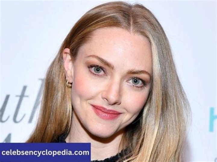 Amanda Seyfried- Biography, Age, Net Worth, Husband, Height, Religion