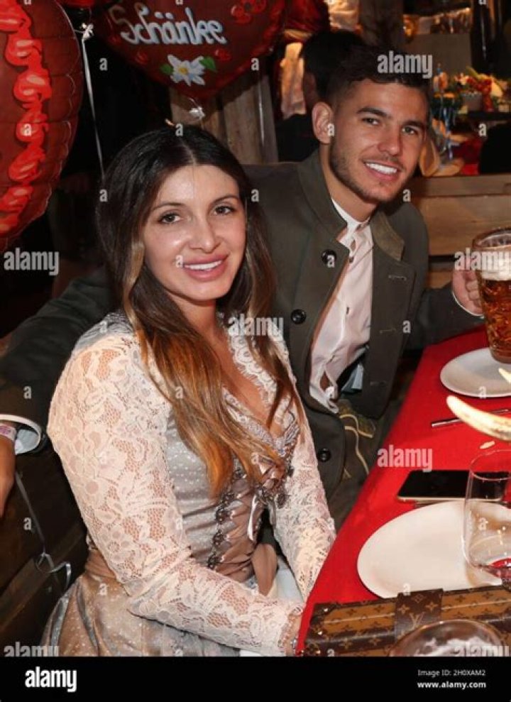 Amelia Ossa Llorente Age – Lucas Hernandez Wife Instagram Photos