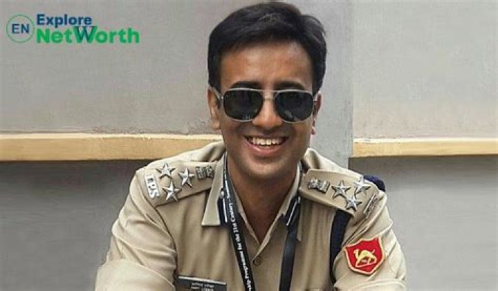 Amit Lodha IPS Biography, Wiki, Age, Family, Wife, Height, Career, Net Worth & More