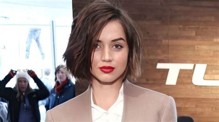 Ana de Armas- Bio, Age, Height, Net Worth, Husband, Ethnicity, Career