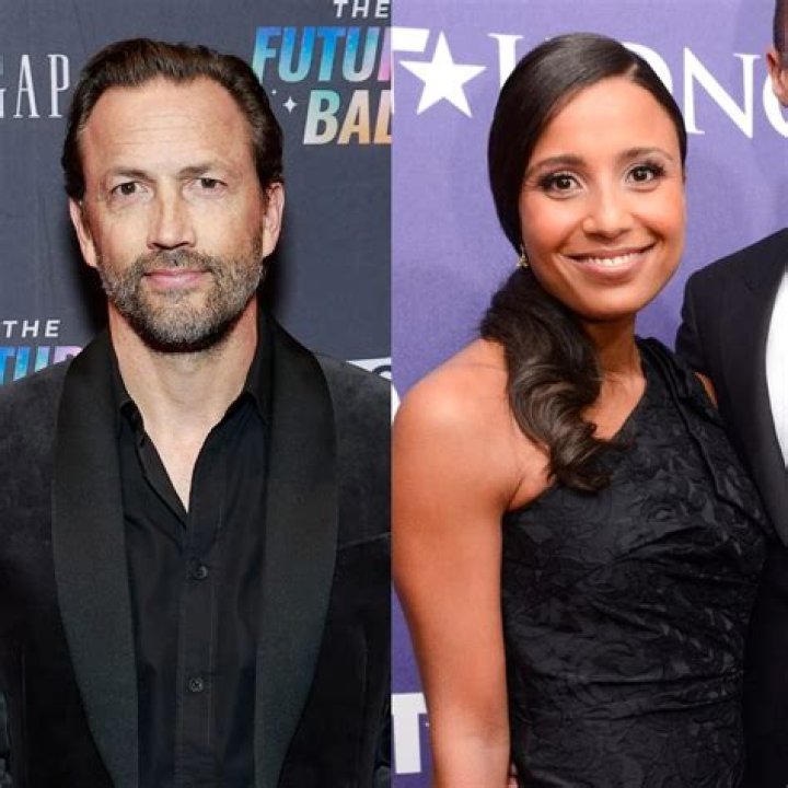 Andrew Shue: Wife, net worth, tattoos, smoking & body facts