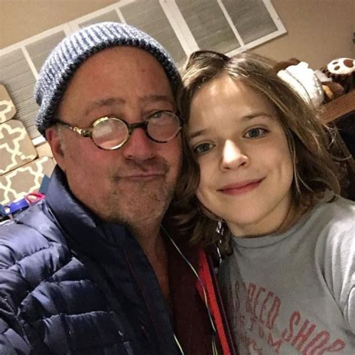 Andrew Zimmern Wife, Son, Family, Net Worth, Is He Gay?