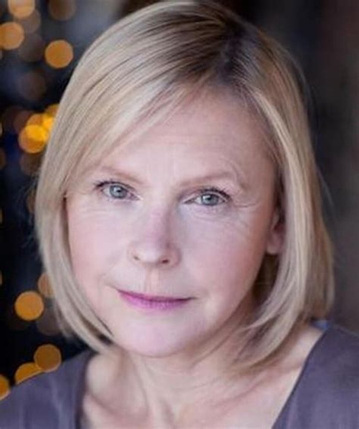 Annabelle Lanyon Net Worth, Income, Salary, Earnings, Biography