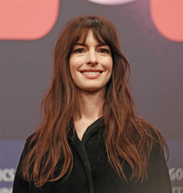 Anne Hathaway’s Net Worth, Age, Height, Weight, Husband, Kids, Bio-Wiki