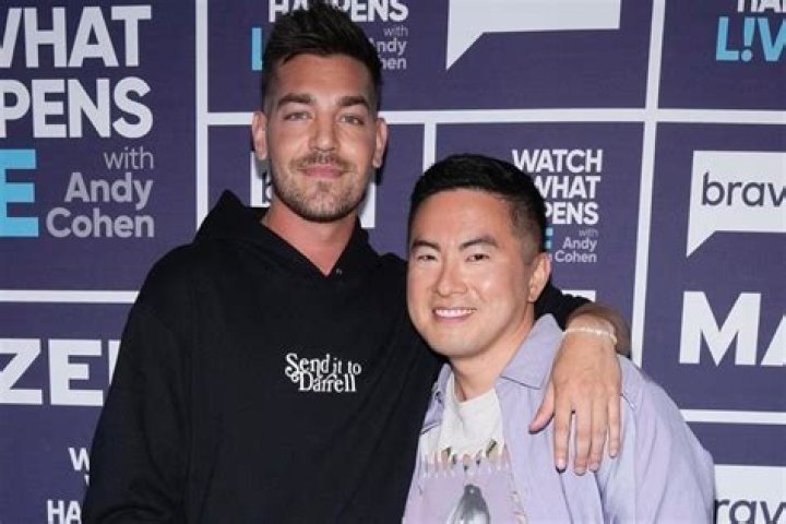 Are Bowen Yang and Matt Rogers a couple?