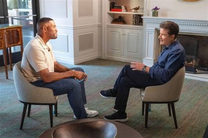 Are Matthew Rhys and Michael Sheen friends?