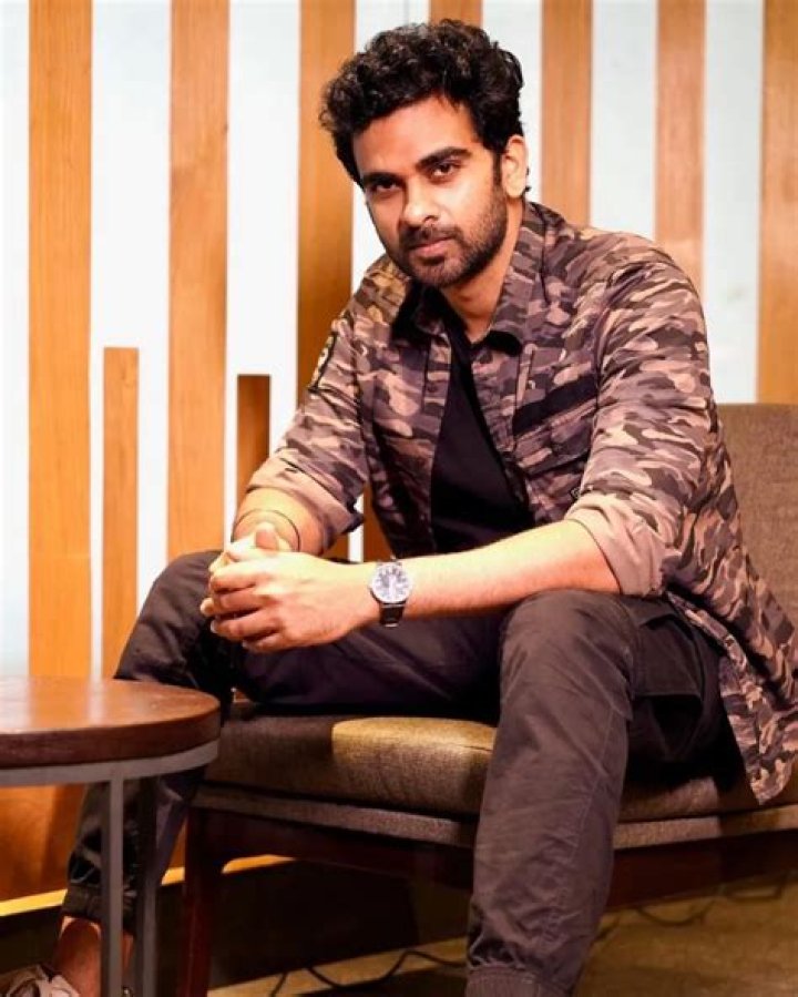 Ashok Selvan Bio, Wiki, Age, Height, Parents, Girlfriend, Movies, TV Shows, and Net Worth.