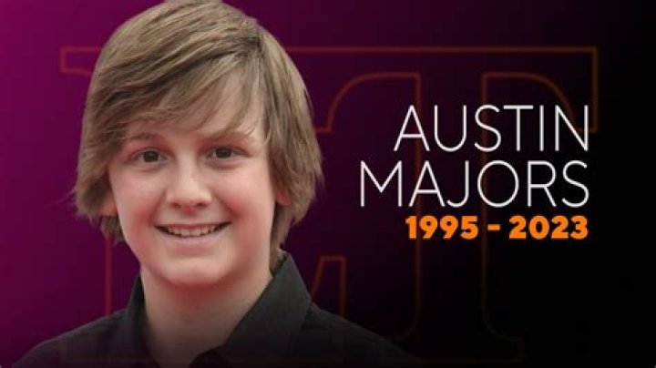 Austin Majors Net Worth, Income, Salary, Earnings, Biography