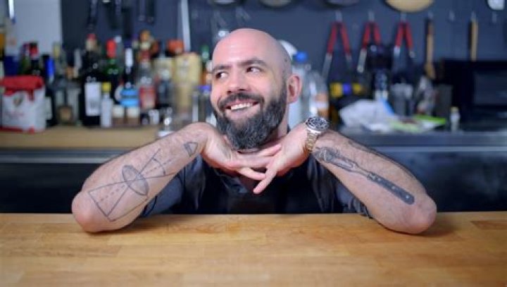 B-Real: Wife, net worth, tattoos, smoking & body facts