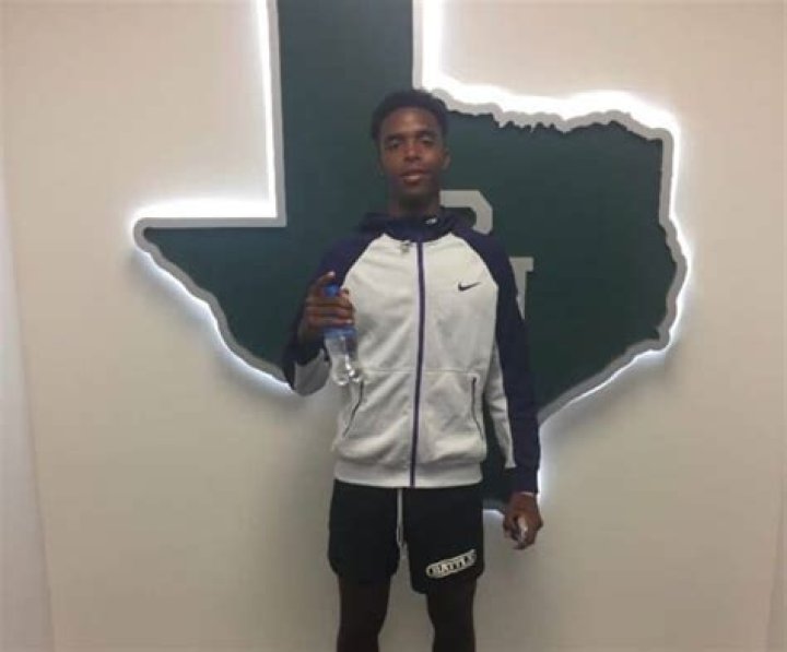 Baylor Bears: Who Is Patricia Winfield? Armani Winfield Mother Age Gap- Wikipedia And Father