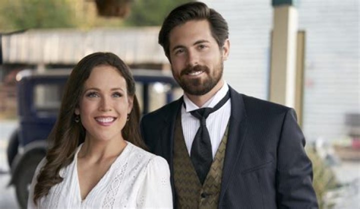 Ben Rosenbaum is not Married to Wife. Dating Rumors.