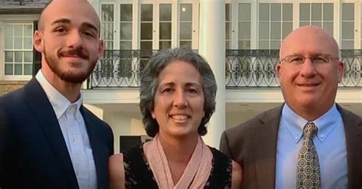 Brian Laundrie Parents Business Net Worth – Job and Profession Exposed