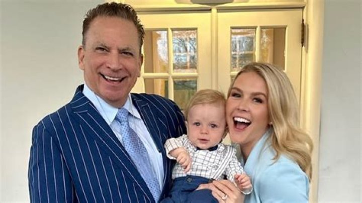 Carolyn Moore (Joe Millionaire) Ex-Husband, Ethnicity, Wiki, Age, Family, Parents, Net Worth, Height, Nationality, Ethnicity, Instagram