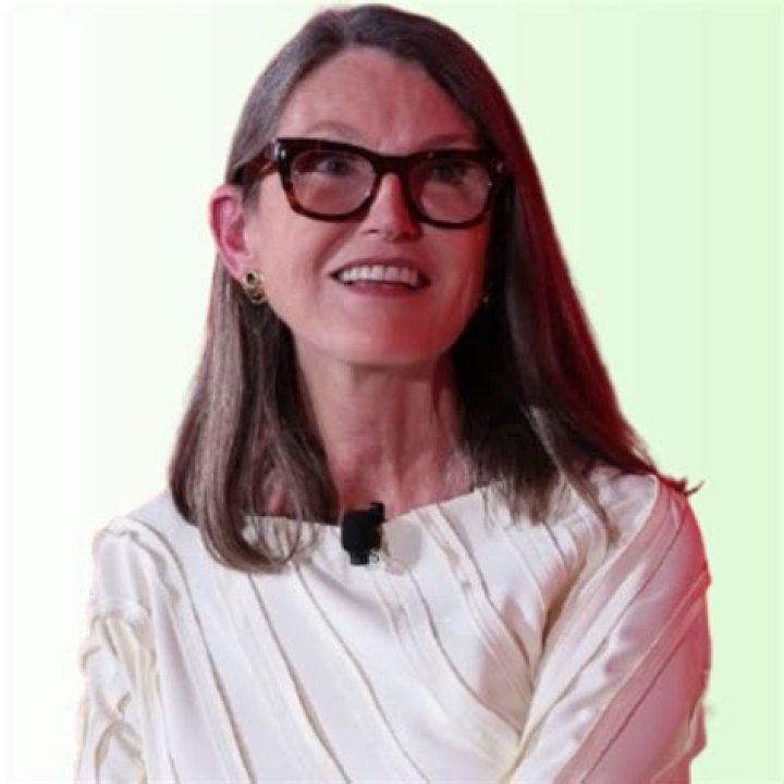 Cathie Wood Wiki, Bio, Age, Height, Weight, Husband, Net Worth, Facts