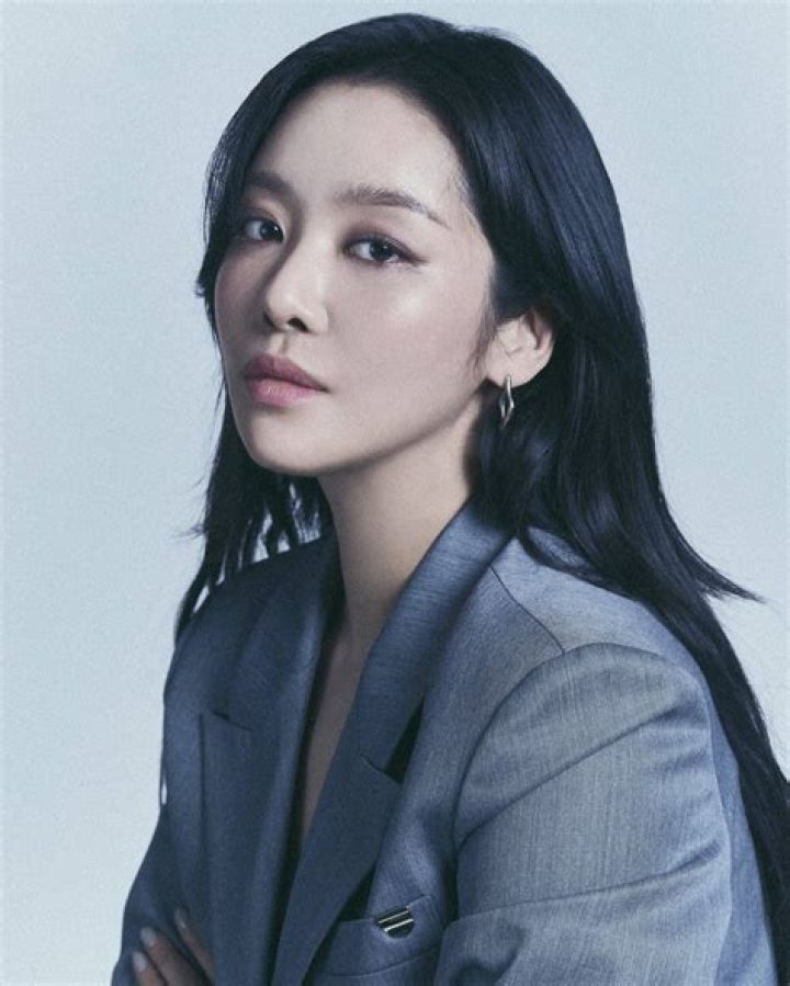 Cha Joo-young (Actress) Net Worth, Age, Movies, Ideal Type