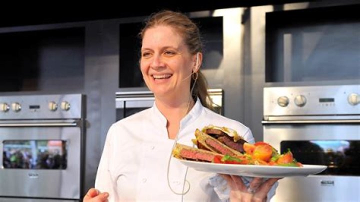 Chopped: How Did Chef Amanda Freitag Lose So Much Weight? Details To Know