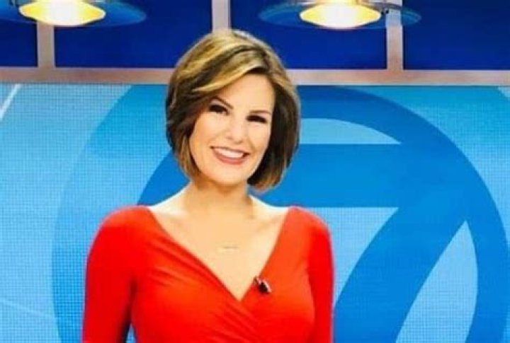 Christina Carilla Bio, Age, Husband, Family, Fox 10, Net Worth, Salary