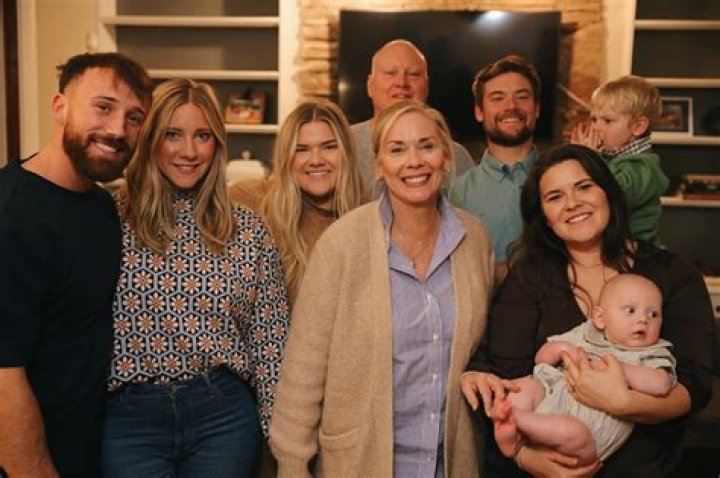 Chuck Morgan (Leanne Morgan’s Husband) Children, Wife, Net Worth, Age