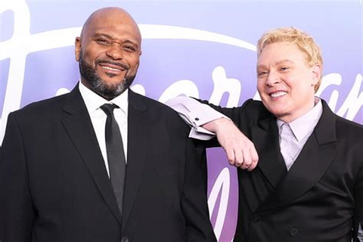 Clay Aiken (Singer) Net Worth, Sexuality, Bio, Wiki, Age, Height, Weight, Career, Facts