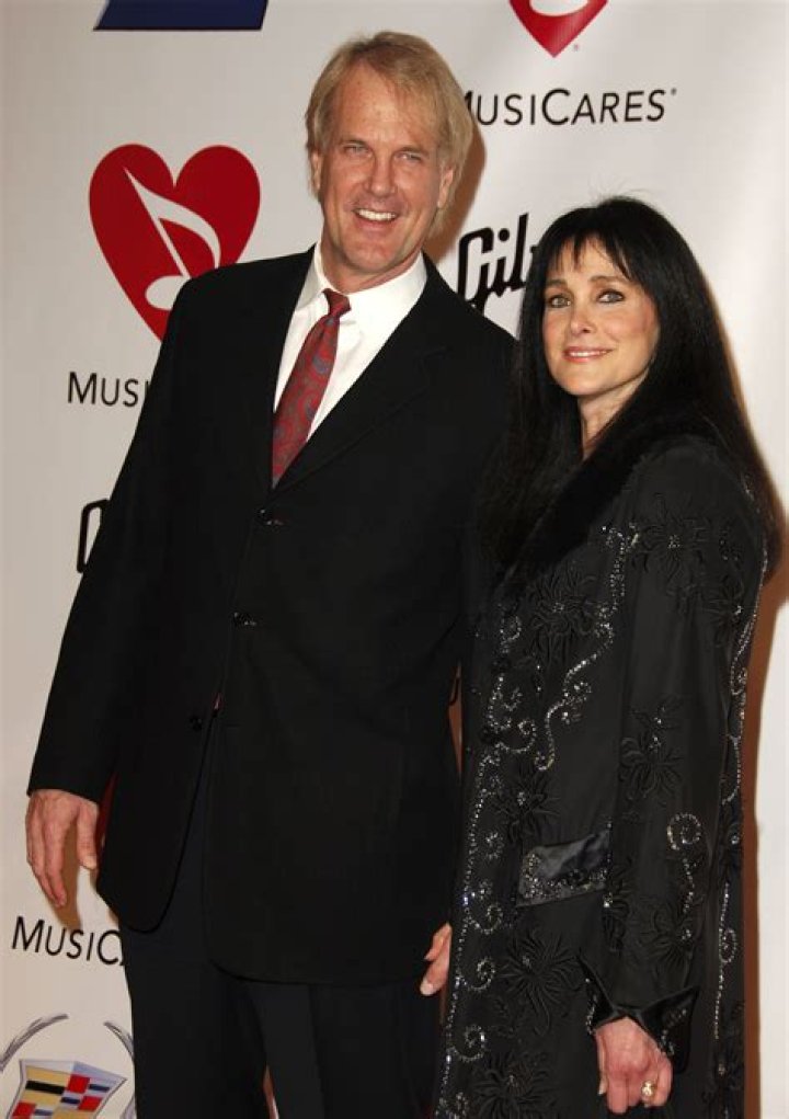 Connie Sellecca Biography; Net Worth, Children And First Husband Of John Tesh’s Wife