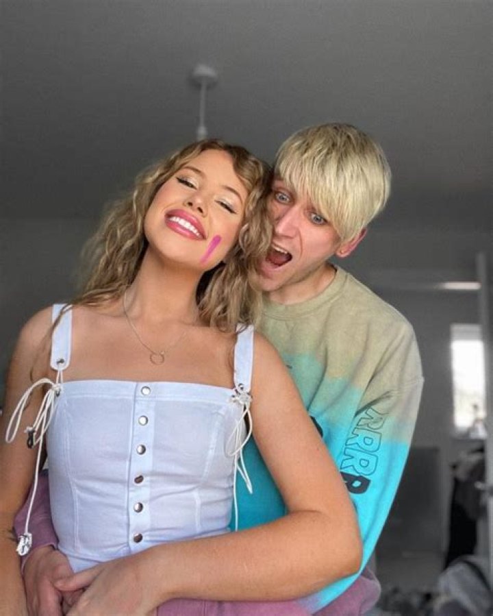 Connor Darlington Age, Wiki, Net worth, Bio, Height, Girlfriend ?