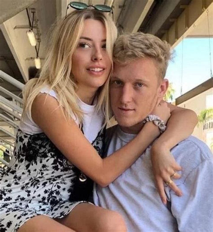 Corinna Kopf Wiki, Biography , Age, Height, Boyfriend, Family, Net Worth, Brother