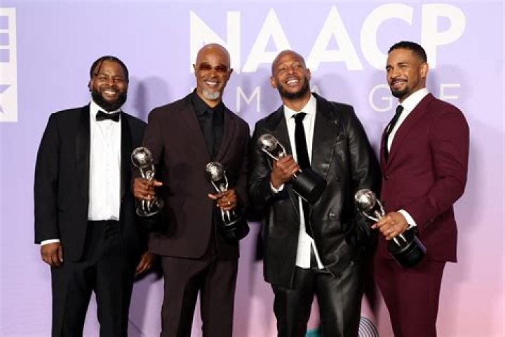 Damon Wayans Jr Height, Weight, Net Worth, Age, Birthday, Wikipedia, Who, Nationality, Biography