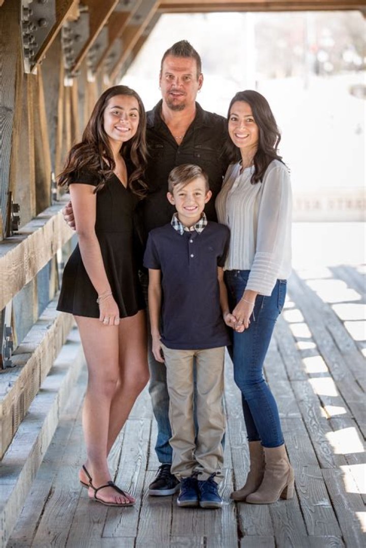 Dan Donegan Bio, Wiki, Age, Family, Wife, Height Guitars and Net Worth