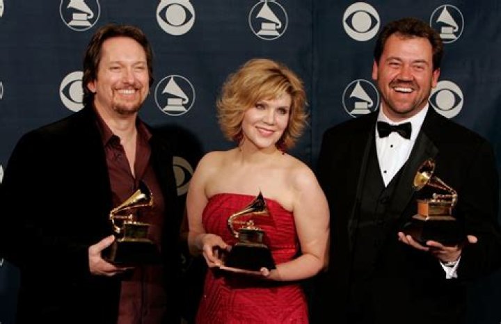 Dan Tyminski Bio, Wiki, Age, Height, Family, Wife, Children, Songs and Net Worth