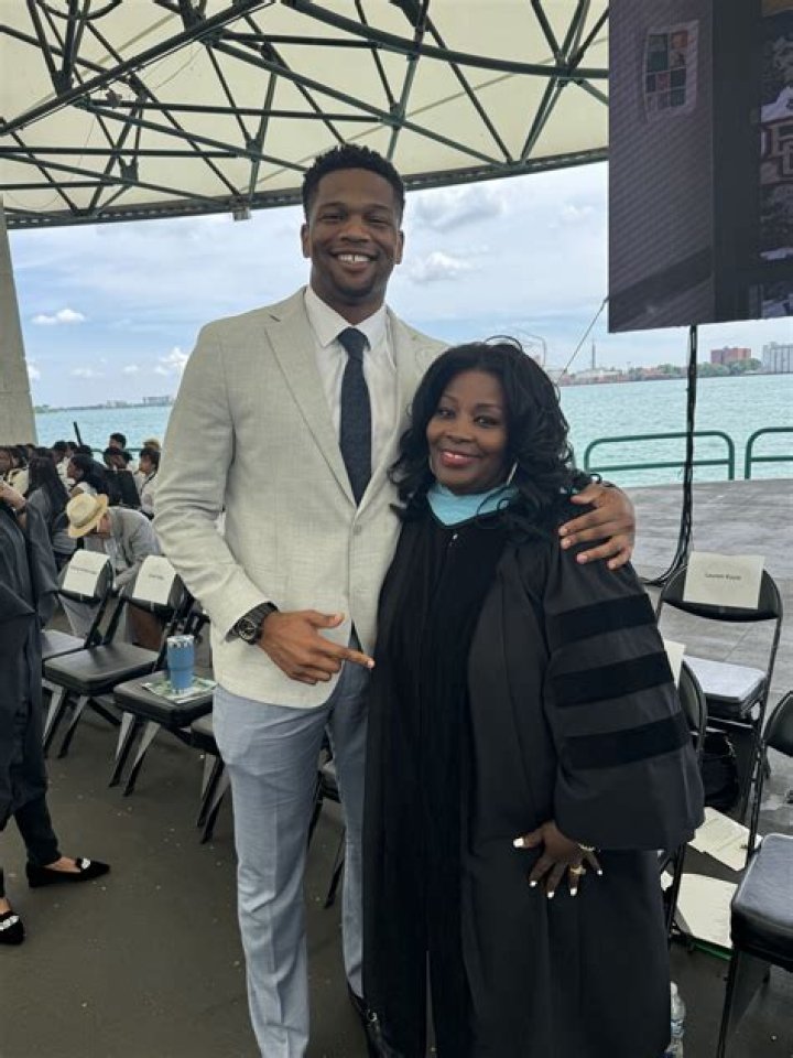 Daniel Bellomy Wikipedia, Biography, Height, Age, Girlfriend, Parents