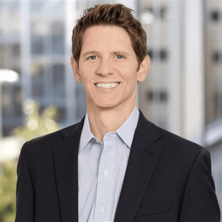 Darby Hinton Net Worth, Income, Salary, Earnings, Biography