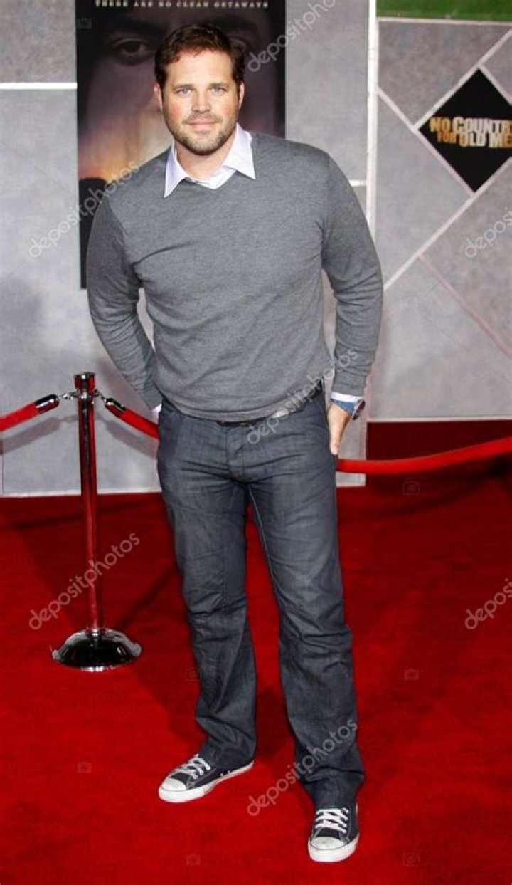 David Denman Bio, Age, Height, Net Worth, The Office, Movies and TV shows