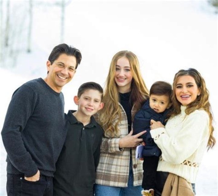 Dean Graziosi Bio, Age, Height, Career, Net Worth, Education, Affair, Wife, Salary, Ethnicity, Religion, Trivia, Life, Facts, Wiki