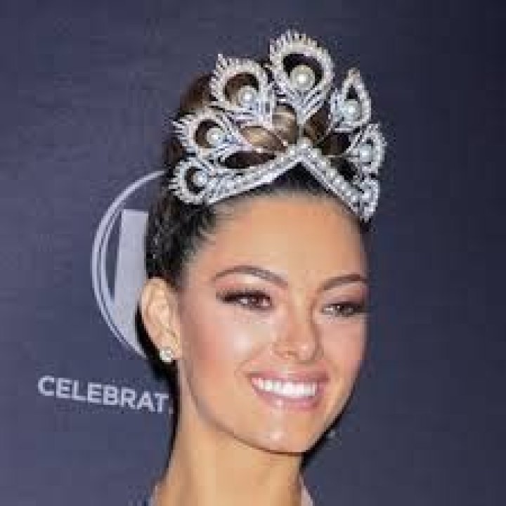 Demi-Leigh Nel-Peters – Biography, Age, Husband, Career & Net Worth