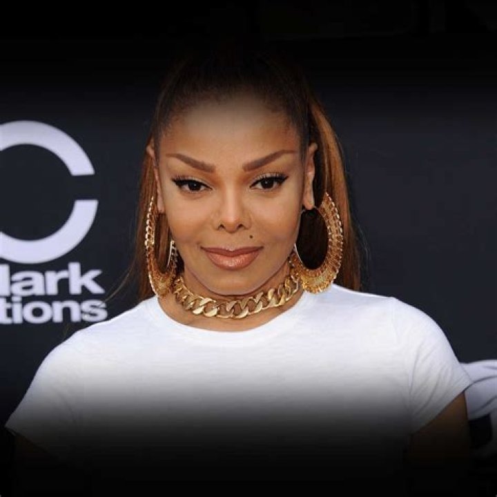 Diamond Jackson Net Worth, Income, Salary, Earnings, Biography