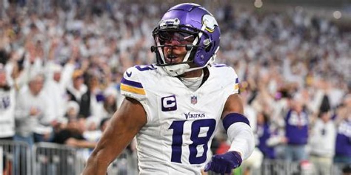 Did Justin Jefferson’s dad play in the NFL? What is Justin Jefferson’s middle name?