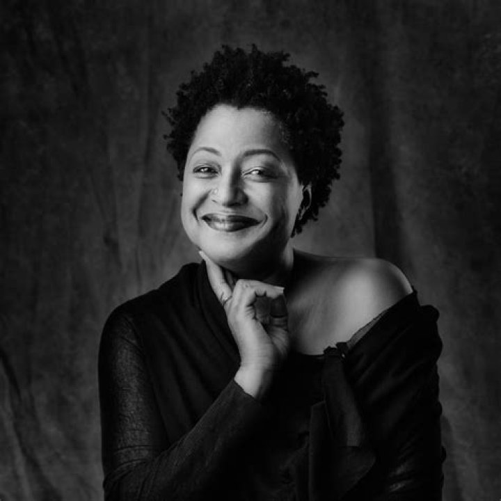 Did Lisa Fischer Sing Backup For Luther Vandross?