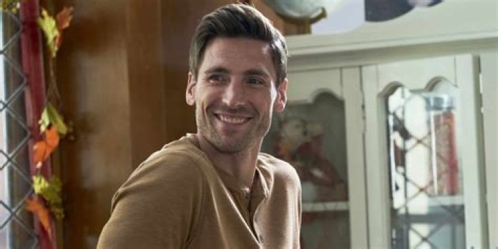 Diego Berdakin’s biography, net worth, fact, career, awards and life story