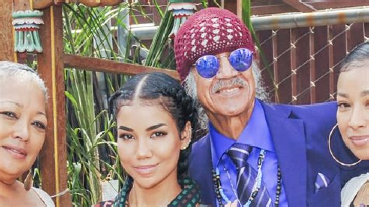 Dio Chilombo – Jhené Aiko’s Sibling Sister Bio, Age and Parents