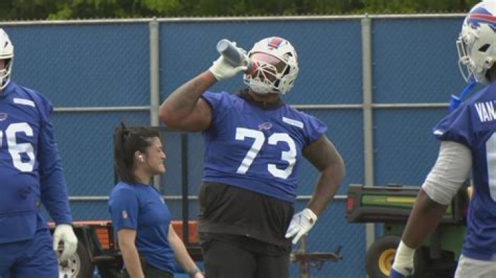 Does Dion Dawkins have A Wife? Here Is The Facts To Know About The American Football Offensive tackle