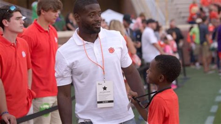 Does Ray McElrathbey have kids?