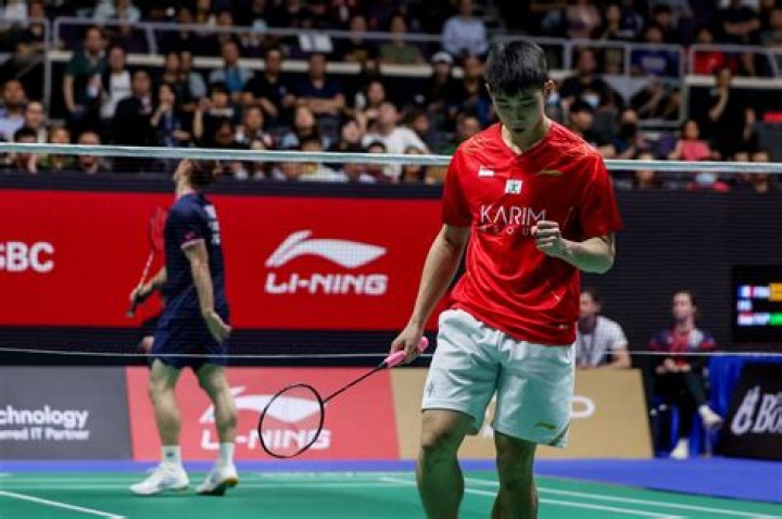 Does Singaporean Badminton Player Loh Kean Yew Have A New Girlfriend?