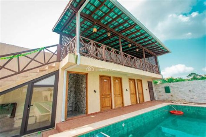 Dorgus Royal Guest House, Aburi, Ghana