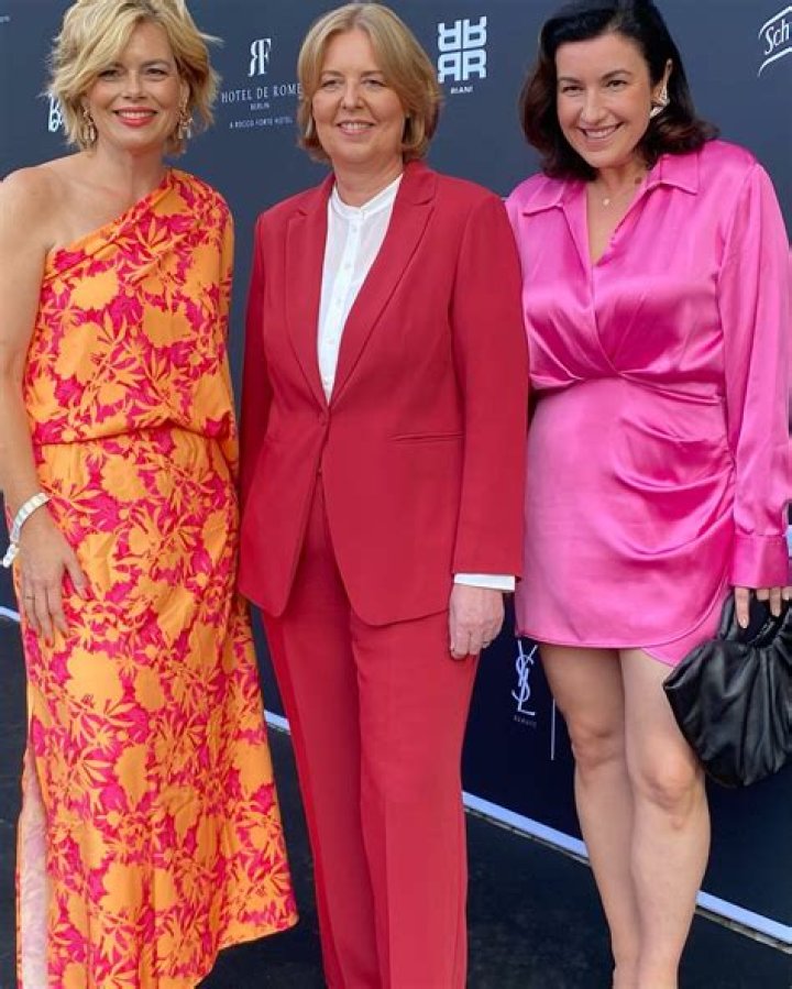 Dorothee Bär – Bio, Net Worth, Affair, Husband, Nationality, Age, Facts, Wiki, Family, Parents, Party, Education, Career, Bilder, Kleid, Sexy, Famous