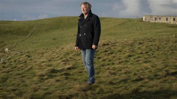 Douglas Henshall parents: Who are Douglas Henshall parents?