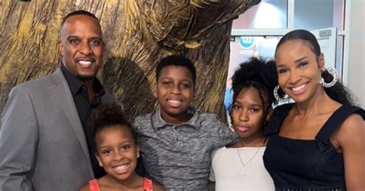 Dr. Contessa Metcalfe(Married To Medicine) Bio, Age, Height, Husband, Kids, Net Worth